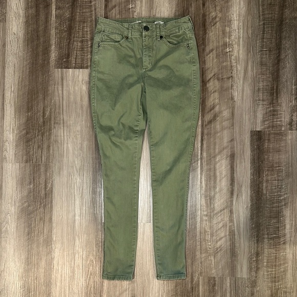 Seven7 High Rise Skinny Skin-Fit Jeans - 4 - Picture 1 of 7